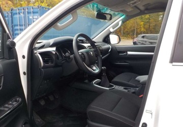 Toyota Hilux VIII Pojedyncza kabina Facelifting 2.4 D-4D 150KM 2024 Toyota Hilux Okazja 2.4 Diesel 150KM, zdjęcie 26