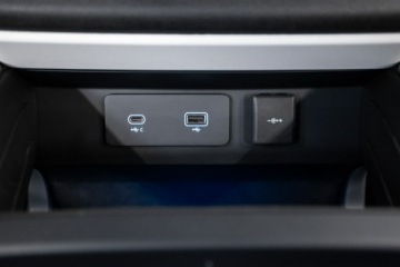 Land Rover Defender IV (L663) Hard Top 90 3.0D R6 250KM 2023 Land Rover Defender 110 3.0D 250KM. Salon PL. FV., zdjęcie 33