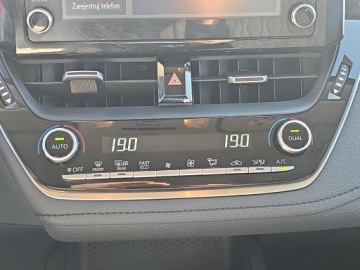 Toyota Corolla XII Sedan 1.8 Hybrid 122KM 2022 Toyota Corolla 1.8 Hybrid Comfort Seria E21 (2019-, zdjęcie 24