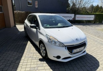 Peugeot 208 I Van 1.4 HDI 68KM 2013 Peugeot 208 1,4 HDi 68KM Klimatyzacja Opony latozima 1.4 Diesel 68KM, zdjęcie 2