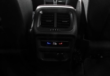 Volkswagen Tiguan Allspace SUV Facelifting 1.5 TSI EVO 150KM 2022 Volkswagen Tiguan Allspace 1.5TSI 150KM Elegance DSG, Podgrzewane Fotele,, zdjęcie 13