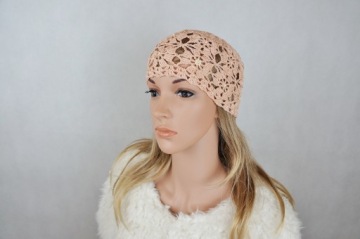 ОРАНЖЕВАЯ ШАПКА РУЧНОЙ РАБОТЫ