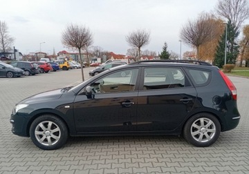 Hyundai i30 I CW Facelifting 1.4 DOHC 109KM 2010 Hyundai i30 Zarejestrowany w Polsce - benzyna - 1,4 - 109 KM 1.4 Benzyna, zdjęcie 10