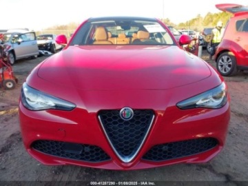 Alfa Romeo Giulia II Sedan Facelifting 2.0 Turbo 280KM 2021 Alfa Romeo Giulia 2021r., 4x4, 2.0L 2.0 Benzyna 280KM, zdjęcie 6