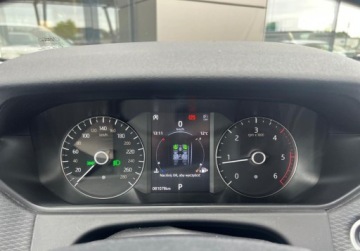 Land Rover Range Rover Velar SUV 2.0 TD4 180KM 2018 Land Rover Range Rover Velar Range Rover Velar 2.0D 180KM 2.0 Diesel 180KM, zdjęcie 8