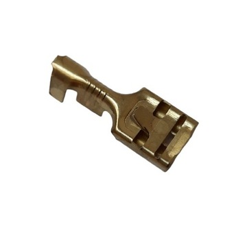 KONEKTOR ŻEŃSKI J6,3-1 mm2 Z ZACZEPEM 100 SZTUK