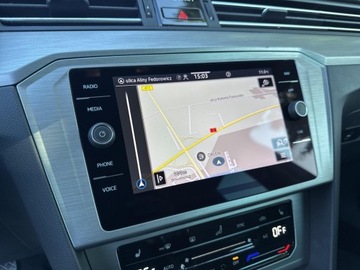 Volkswagen Passat B8 Variant Facelifting 2.0 TDI SCR 150KM 2022 Volkswagen Passat B8 2.0 TDI EVO Essence 2.0 TDI 1, zdjęcie 29