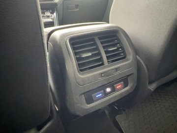 Volkswagen Touran III 2.0 TDI 150KM 2020 Volkswagen Touran 2.0 Diesel 150KM, zdjęcie 23