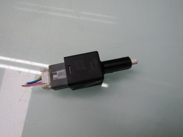 STONIC 18R CZUJNIK PEDAŁU PEDAŁA SPRZĘGŁA 938103S800 HAMULCA