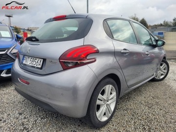 Peugeot 208 I Hatchback 5d Facelifting 1.2 PureTech 82KM 2018 Peugeot 208 GWARANCJA Lift Niski przebieg LED Mozliwa zamiana RATY 1.2, zdjęcie 2