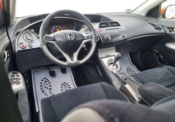 Honda Civic VIII Hatchback 5d 1.4 i 83KM 2007 Honda Civic SLICZNY 1.3 Benzyna BOGATA WERSJA Oryginal WYJATKOWY Serwis 20, zdjęcie 5
