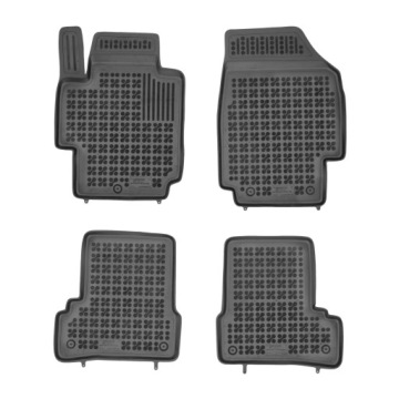 Gumové korýtkové koberce Nissan Micra III K12 2007-2010