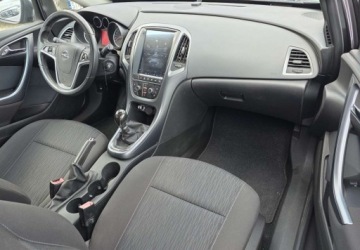 Opel Astra J Hatchback 5d 1.4 Turbo ECOTEC 120KM 2011 Opel Astra Opel Astra J GTC 1,4 Turbo 120 KM Edition Navi Kamera Bluetooth, zdjęcie 18