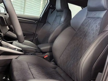 Audi A3 8Y Limousine Facelifting 1.5 35 TFSI 150KM 2025 AUDI A3 35 TFSI S Line Sedan 1.5 (150KM) 2025, zdjęcie 3