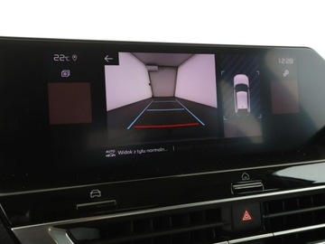 Citroen C4 III SUV 1.2 PureTech 130KM 2022 Citroen C4 Automat Navi Kamera cofania, zdjęcie 23