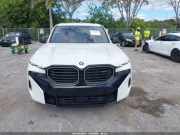 BMW XM 2023 BMW XM 2023 4.4l 4.4 Hybryda 483KM, zdjęcie 9