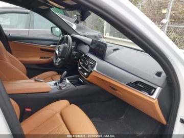 BMW Seria 5 G90-91 2023 BMW Seria 5 2023r., 530IX, od ubezpieczalni 2.0 Benzyna 248KM, zdjęcie 5