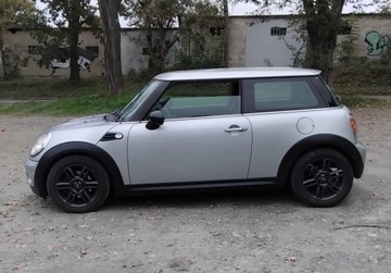 Mini One II Hatchback 1.4 95KM 2007 MINI ONE Benzyna Skora Klima Alufelgi Zarejestrowany w Kraju, zdjęcie 5