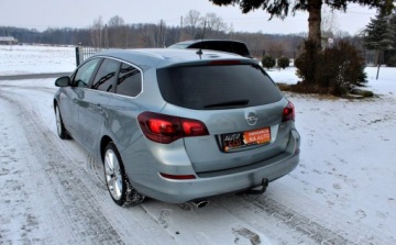 Opel Astra J Sports Tourer 2.0 CDTI ECOTEC 160KM 2011 Opel Astra 2.0 d Bi-xenony Led 1 rok gwarancji w cenie 2.0 Diesel, zdjęcie 6