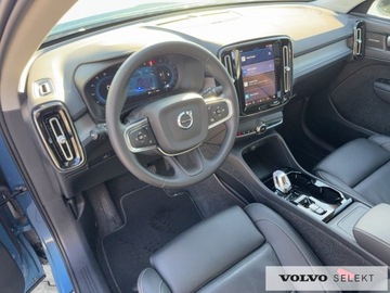 Volvo XC40 Crossover Facelifting 2.0 B4 197KM 2025 Volvo XC 40 VOLVO XC40 B4 Plus Dark Benzyna (197+1, zdjęcie 20