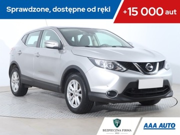 Nissan Qashqai II Crossover 1.2 DIG-T 115KM 2015 Nissan Qashqai 1.2 DIG-T, Salon Polska