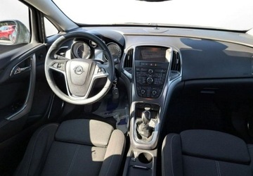 Opel Astra J Sports Tourer 2.0 CDTI ECOTEC 160KM 2011 Opel Astra BDB STAN - hak - nawigacja - klima dwustrefowa - kamera 2.0, zdjęcie 9