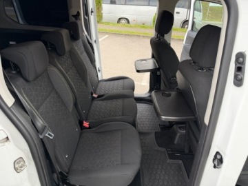 Peugeot Rifter Standard 1.5 BlueHDI 130KM 2019 Peugeot Rifter wersja dluga L2 HDI - 6 biegow Zadbany w oryginale VAT 23%, zdjęcie 25