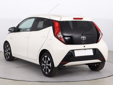 Toyota Aygo II Hatchback 3d Facelifting 1.0 VVT-i 72KM 2018 Toyota Aygo 1.0 VVT-i, Salon Polska, Klima, zdjęcie 3