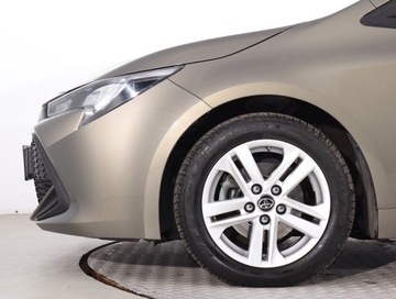 Toyota Corolla XII TS Kombi 1.2 Turbo D-4T 116KM 2019 Toyota Corolla 1.2 Turbo, Salon Polska, zdjęcie 13