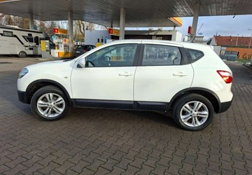 Nissan Qashqai I 2013 Nissan Qashqai Nissan Qashai 1.6 Benzyna 1.6 Benzyna 131KM, zdjęcie 8