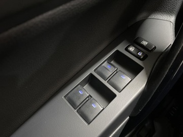 Toyota Auris II 2016 Toyota Auris 1.8 HSD Prestige NAVI II (2012-) Toyo, zdjęcie 19