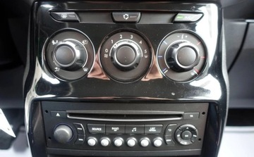 Citroen C3 II Hatchback facelifting 1.2 VTi 82KM 2014 Citroen C3 1.2 Benzyna 82KM, zdjęcie 15