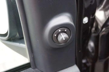 Fiat Panda III 4x4 Seria 1  0.9 TwinAir 85KM 2017 Fiat Panda 0.9 Benzyna 85 KM, 4x4, Klimatyzacja, Hak, GWARANCJA Benzyna, zdjęcie 18