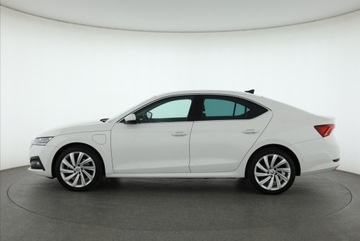 Skoda Octavia IV 2022 Skoda Octavia 1.4 TSI iV, Salon Polska, zdjęcie 2