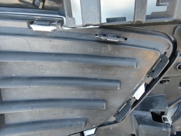 Grill zderzak kratki MERCEDES C-klasa W205 prz lif