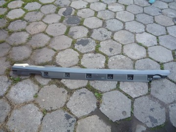 LISTWA NAKŁADKA PROGU PRAWA VW PASSAT B8 3G