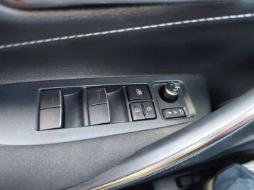 Suzuki 2022 Suzuki Swace Salon PL 1,8 Hybrid Premum Plus 1.8 Hybryda 122KM, zdjęcie 18