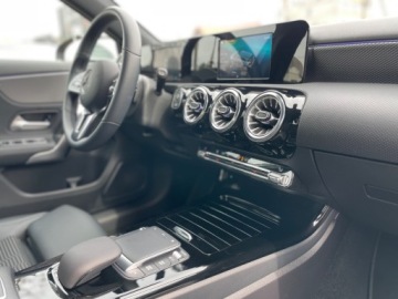 Mercedes Klasa A W177/V177 Hatchback 1.3 200 163KM 2022 Mercedes-Benz Klasa A A200 Progresive Stan Fabryczny 28 tys.km 1.3, zdjęcie 21