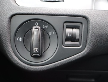 Volkswagen Golf VII Variant 1.6 TDI BlueMotion  110KM 2016 VW Golf 1.6 TDI, Navi, Klima, Tempomat, zdjęcie 15