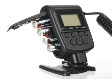 Lampa PIERŚCIENIOWA BŁYSKOWA 2w1 LCD MAKRO CM-RFD