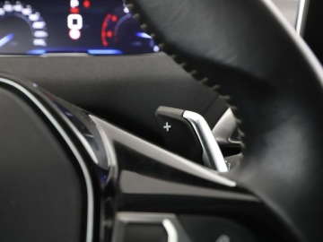 Peugeot 5008 II Crossover 1.5 BlueHDI 130KM 2019 Peugeot 5008 7os. Automat Navi Czujniki parkowania, zdjęcie 34