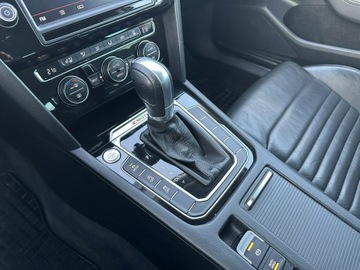 Volkswagen Passat B8 Variant 2.0 TDI SCR 240KM 2015 Volkswagen Passat 2.0 TDI 240KM 2015 DSG 4x4, zdjęcie 26