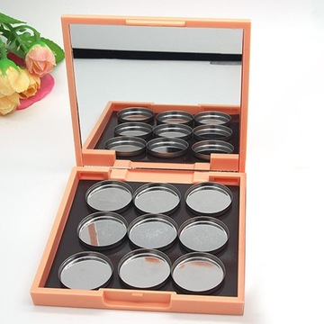 Пустая большая палитра теней для век с зеркалом