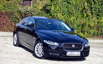 Jaguar XE Sedan 2.0 i4 180KM 2018 Jaguar XE Zarejestrowany SALONOWY Stan 2.0 Diesel 180KM, zdjęcie 1