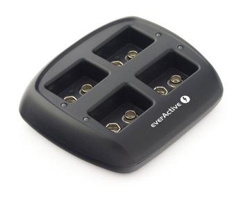 2 аккумулятора 6F22 9В + зарядное устройство Everactive SET