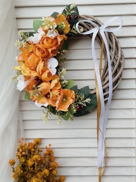 WIANEK JESIENNY KWIATOWY NA DRZWI STROIK WIENIEC WIKLINOWY PEŁNIKI