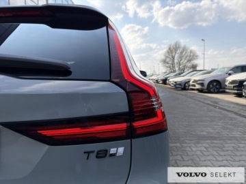 Volvo V90 II Plug-In Facelifting 2.0 T8 Plug-In Hybrid 455KM 2025 Volvo V90 V90 T8 AWD Plug-In Hybrid Ultra Dark aut, zdjęcie 32