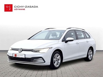 Volkswagen Golf VIII Variant 2.0 TDI 115KM 2022 Volkswagen Golf SalonPL 2.0TDI 115KM Life Pakiety Comfort LED ACC Digital