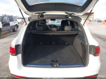 Mercedes GLC C254/X254 2022 Mercedes-Benz GLC 2022 r., 300 4MATIC SUV 2.0 Benzyna 255KM, zdjęcie 16