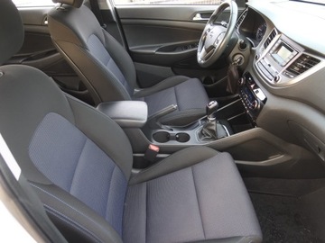 Hyundai Tucson III SUV 1.6 GDI 132KM 2016 Hyundai Tucson 1.6 GDI, Salon Polska, Klima, zdjęcie 8